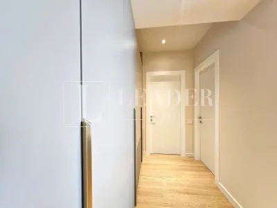 Brand New 3-Bedroom Apartment | Premium Furnished |  2 Parking Spaces - foto 11
