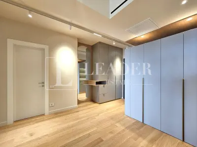 Brand New 3-Bedroom Apartment | Premium Furnished |  2 Parking Spaces - foto 10