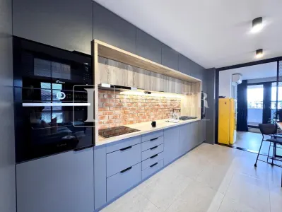 Apartament cu 3 Camere || str. Aurel Vlaicu, zona Dacia || Romana || Ioanid - foto 3