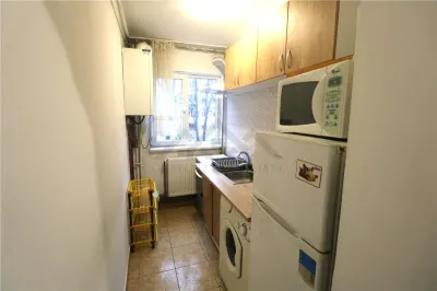 Apartament 3 camere , centrala proprie , zona Take Ionescu - Timisoara