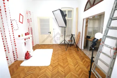 Apartament 3 camere  , centrala proprie , Central - foto 3