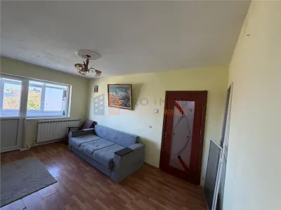 Apartament 2 camere cf 1 semidecomandat zona Crang - Buzau