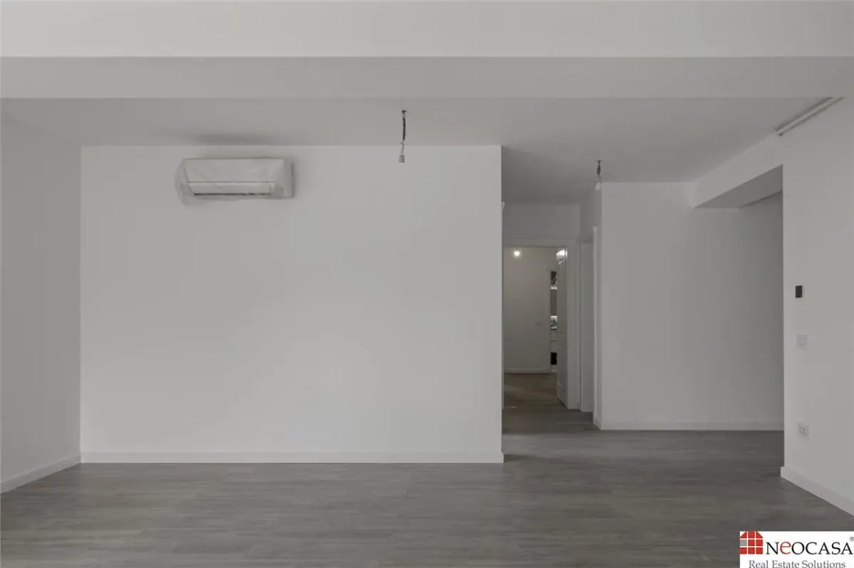 3 CAMERE// CURTE 100MP // LANGA PADURE SI VIITOUL METROU - foto 8