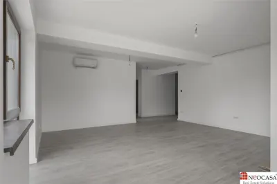 3 CAMERE// CURTE 100MP // LANGA PADURE SI VIITOUL METROU - foto 9