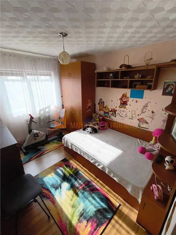 Apartament 3 camere cf 1 decomandat zona Unirii Sud-Viitorului - foto 13