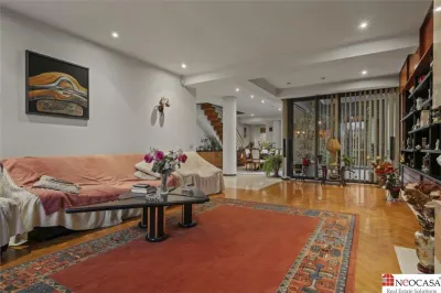 VILA SPLENDIDA DE VANZARE // LIVING DE 75 MP // 100 MP TERASE - Bucuresti