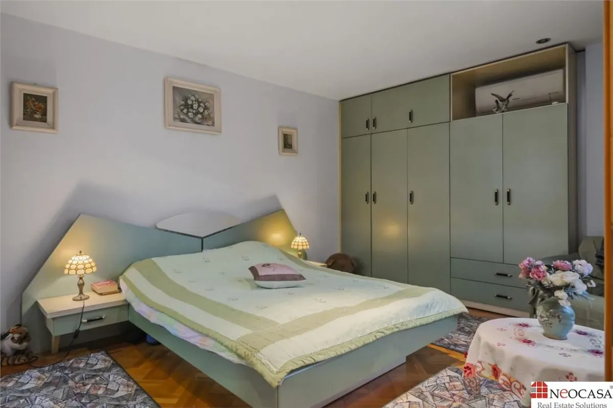 VILA CU SPATII GENEROASE IN DOROBANTI CU LIVING DE 75 MP SI TERASE DE 100 MP - foto 20