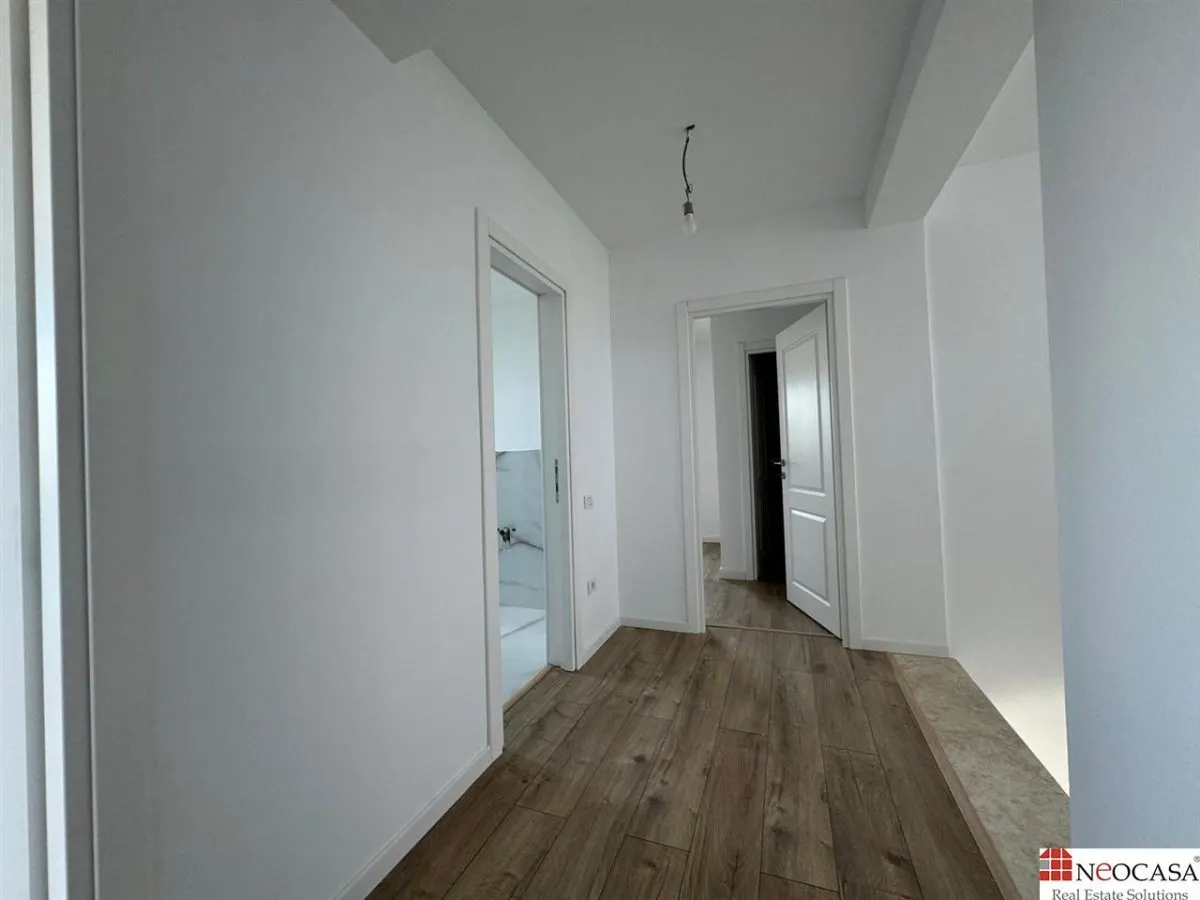 VILA IN CORBEANCA - OSTRATU // CURTE 364 MP // 5 CAMERE - foto 16