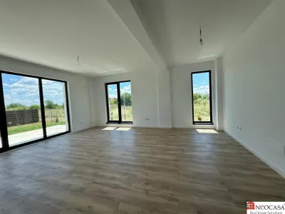 VILA IN CORBEANCA - OSTRATU // CURTE 364 MP // 5 CAMERE - foto 4