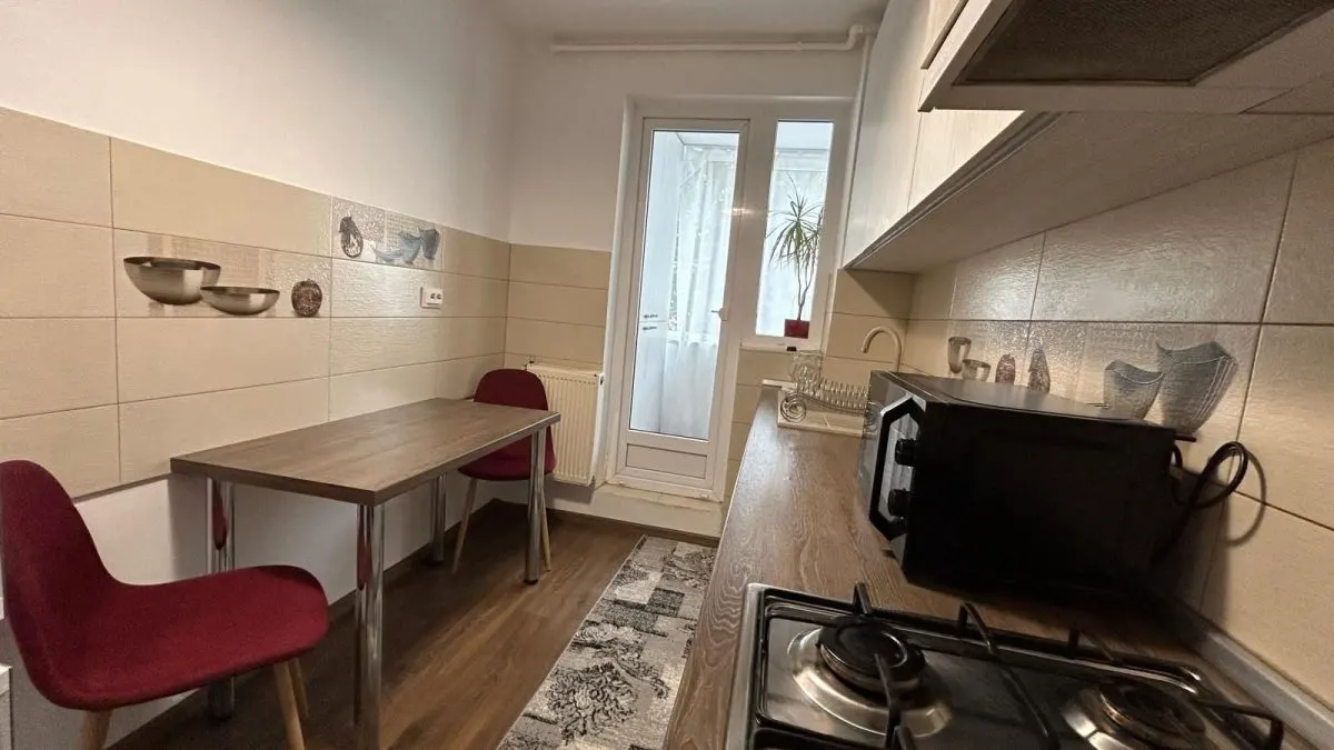 Apartament 3 camere decomandat zona Garii - foto 5