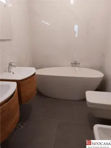APARTAMENT DE VANZARE IN ZONA FLOREASCA LAC - foto 17