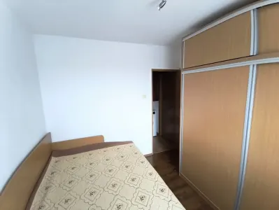 Apartament 2 camere Brasov, renovat, beci, aer conditionat - foto 5