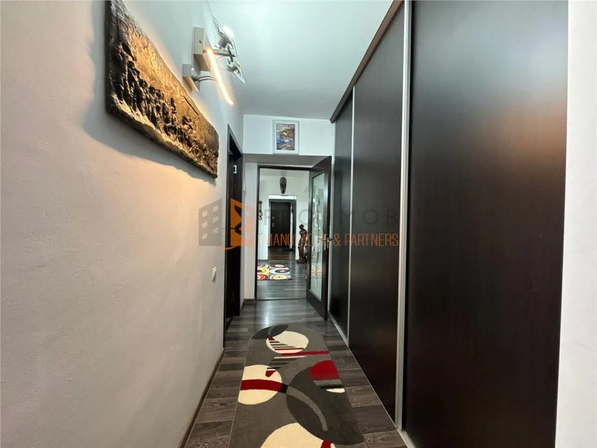 Apartament 3 camere cf 1 decomandat zona Ultracentral - foto 6