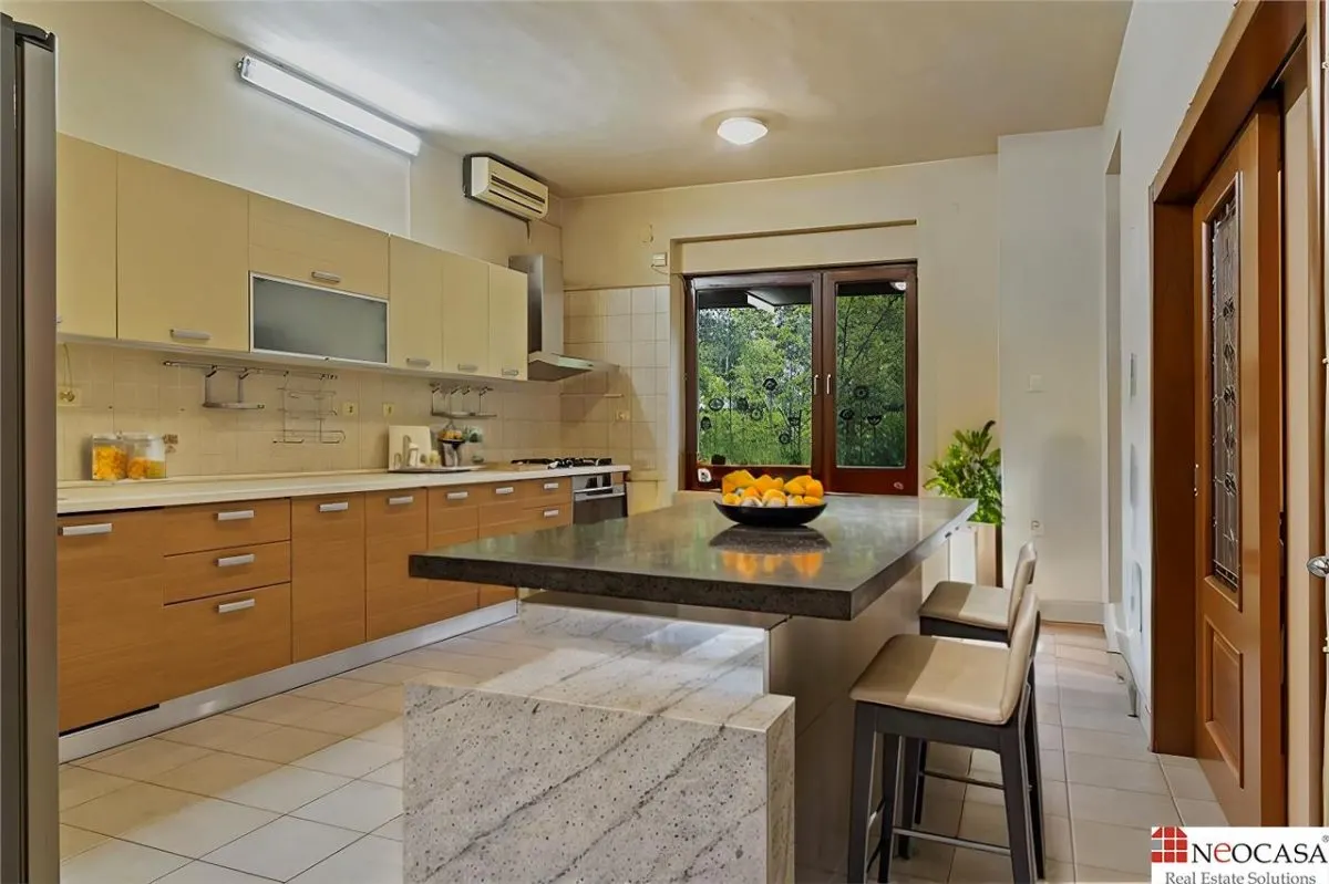 Vila in imediata vecinatate a padurii! Teren 2500 mp! - foto 8