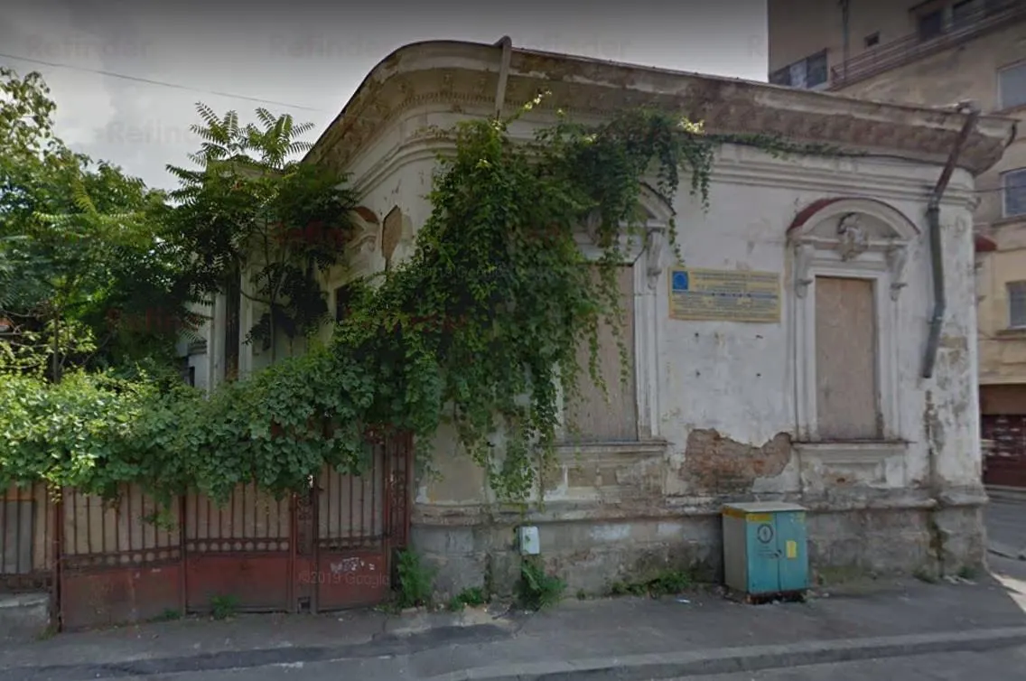 Vanzare casa + teren | Unirii - Cartier Evreiesc | teren 566 mp | necesita renovare | - foto 1