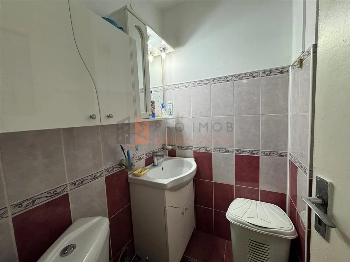 Apartament 3 camere cf 1 decomandat zona Unirii Nord - foto 9
