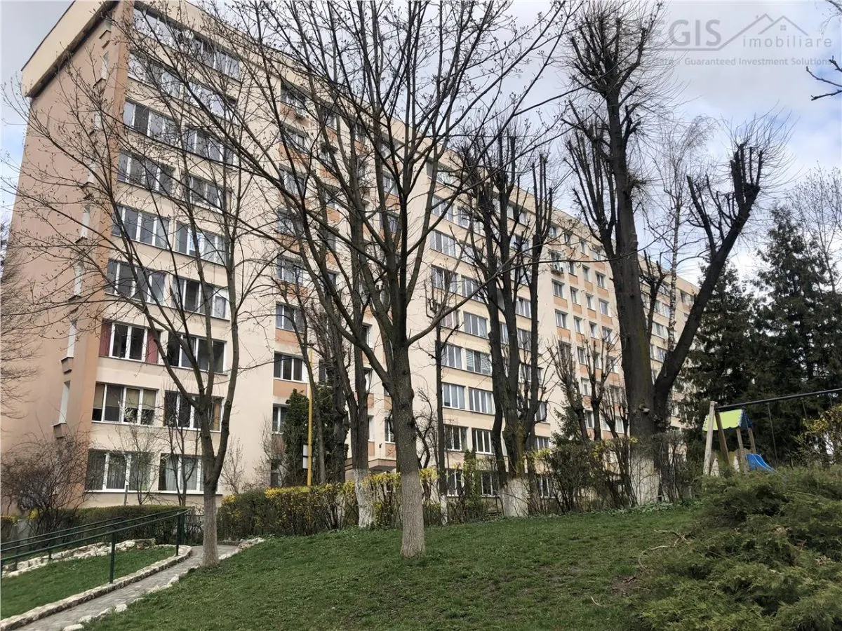 Zona Garii 2 Camere renovabil la etaj intermediar - foto 1