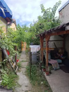 Casa tip parter zona Centru - foto 12