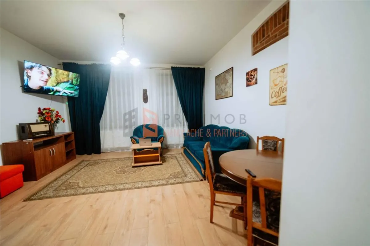 Apartament 3 camere cf 1 decomandat zona Centru - foto 11