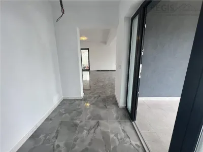 Casa individuala Cristian incalzire in pardoseala si garaj - foto 8