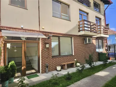 Apartament 3 Camere Central in Imobil Nou | Pet Friendly - foto 13