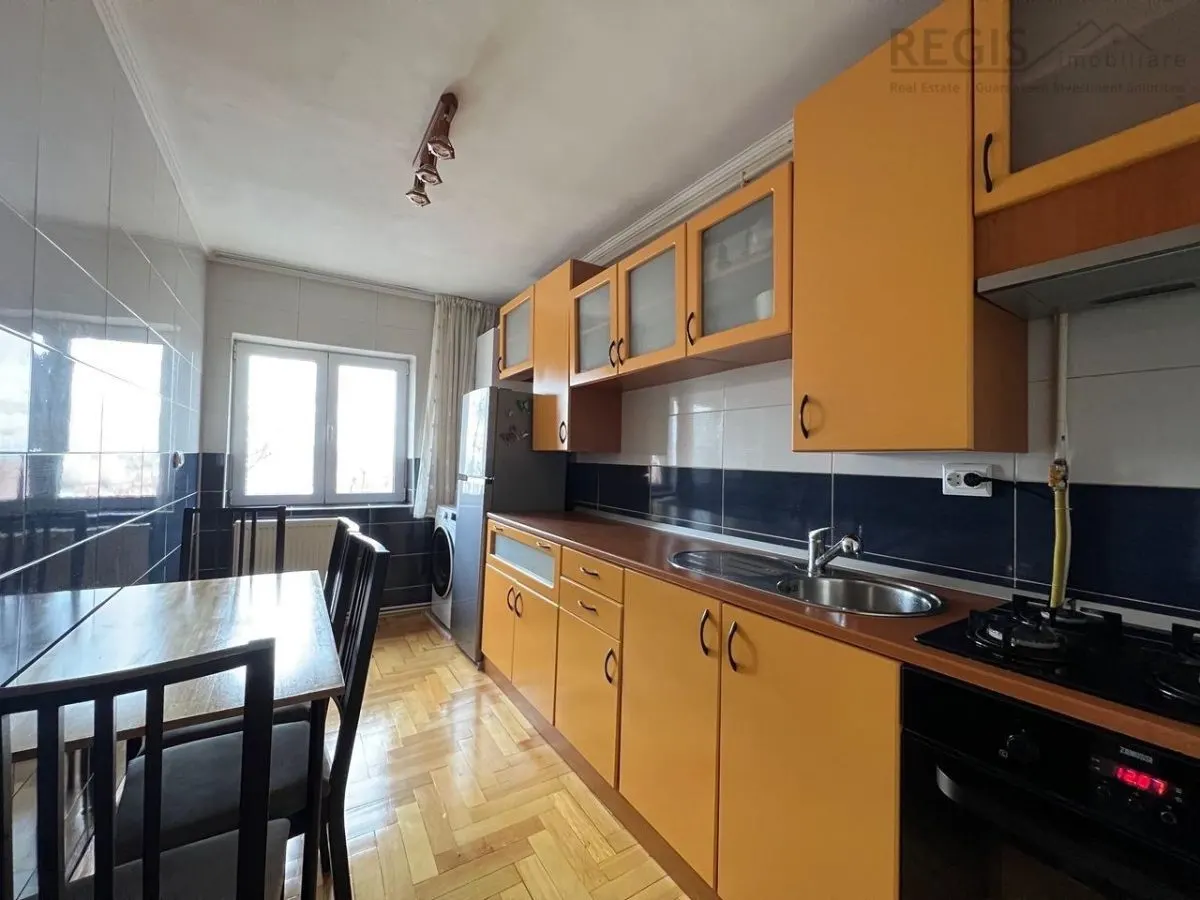 3 Camere decomandat in bloc tip vila Central, cu 2 Parcari - foto 11