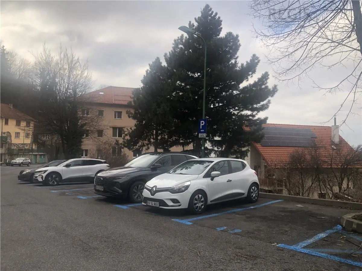 3 Camere decomandat in bloc tip vila Central, cu 2 Parcari - foto 19