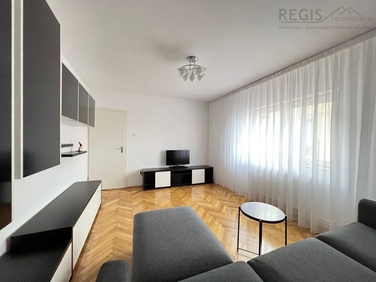 3 Camere decomandat in bloc tip vila Central, cu 2 Parcari - foto 5