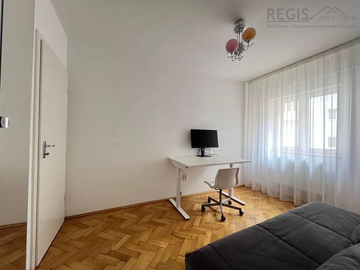 3 Camere decomandat in bloc tip vila Central, cu 2 Parcari - foto 10