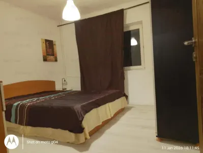 vanzare apartament 3 camere | Unirii-Emil Botta | bloc 1991 reabilitat | etaj 2/8 | 76mp utili | decomandat | renovat | mobilat | - foto 4