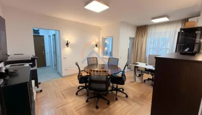 Apartament de vanzare cu 3 camere, zona Calea Calarasilor - Matei Basarab - Bucuresti