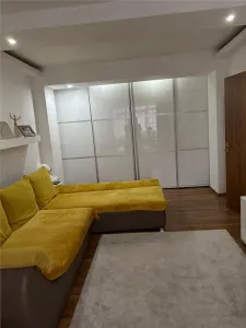 Vanzare apartament 2 camere | Calea Vitan | etaj 8/10 | centrala termica | 55mp utili | bloc 1980 | - Bucuresti