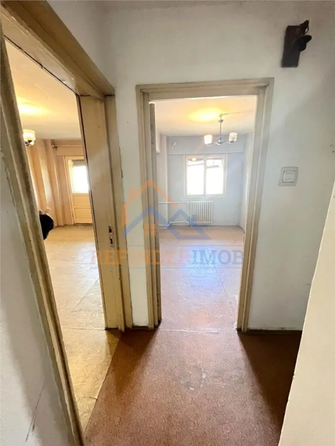 Apartament 3 camere, bloc 1980 - Drumul Taberei - Metrou Valea Ialomitei - foto 1