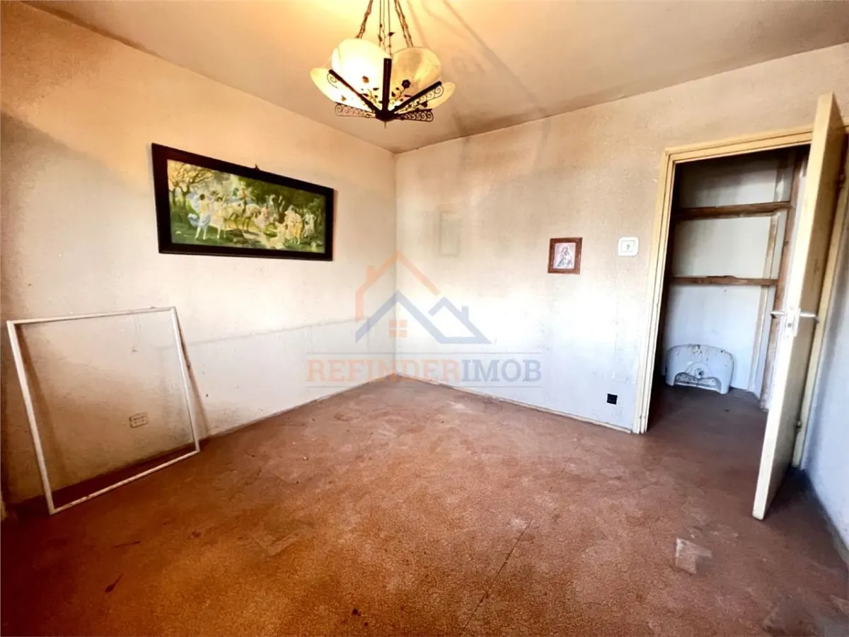 Apartament 3 camere, bloc 1980 - Drumul Taberei - Metrou Valea Ialomitei - foto 2