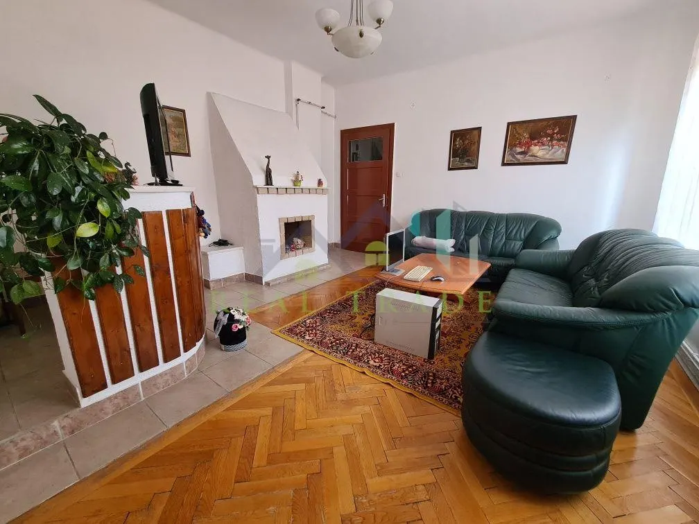 Apartament 4 camere decomandat Centrul Istroric - foto 1