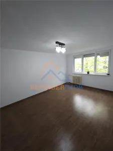 Apartament de vanzare de 3 camere, zona Ozana - Auchan Titan - Bucuresti