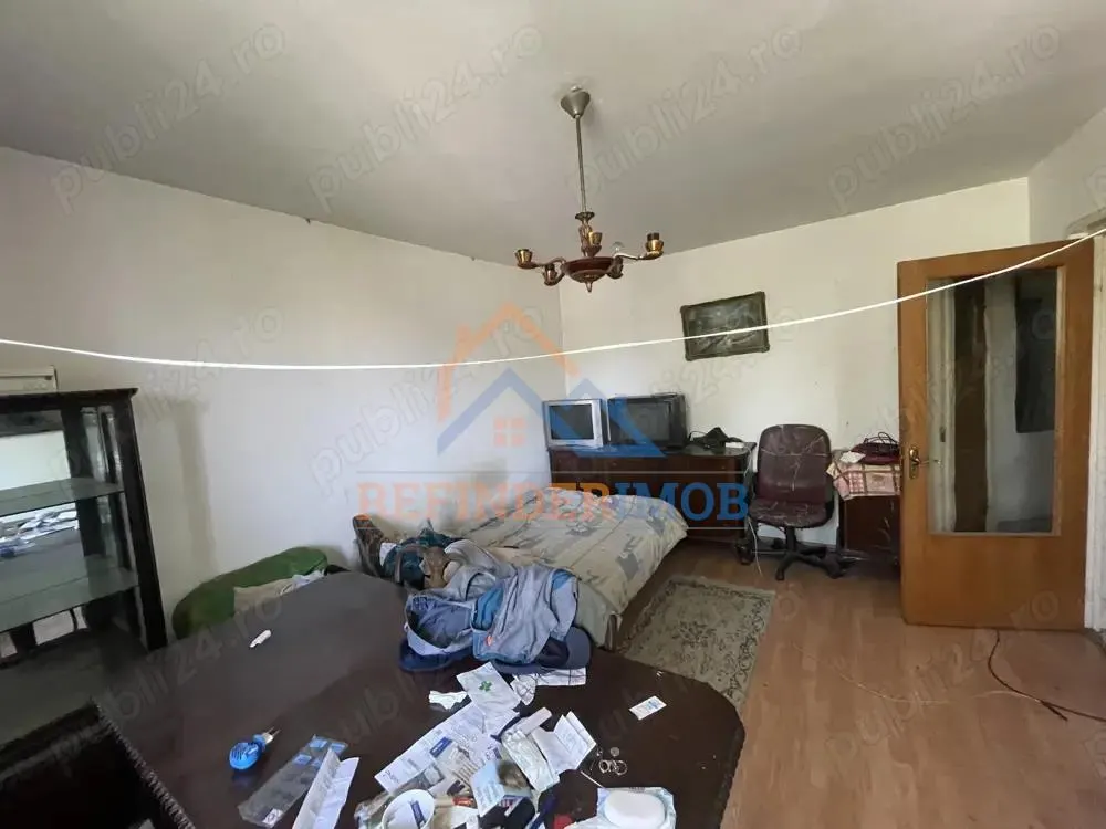 Apartament de vanzare cu 4 camere, zona Ozana - foto 3