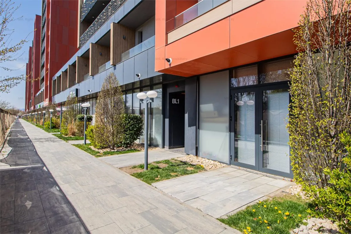 Garsoniera moderna | Qualis 2 | 40 mp + balcon Tractorul Coresi - foto 13