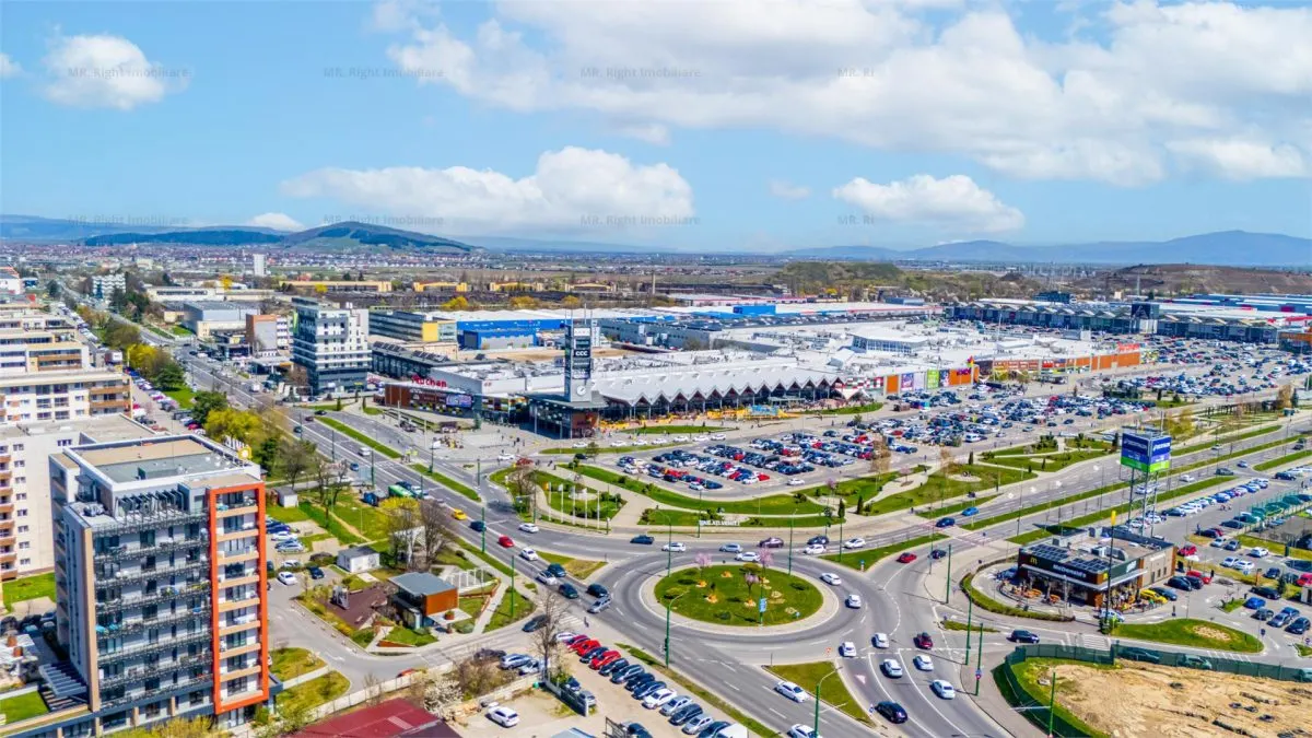 Garsoniera moderna | Qualis 2 | 40 mp + balcon Tractorul Coresi - foto 17