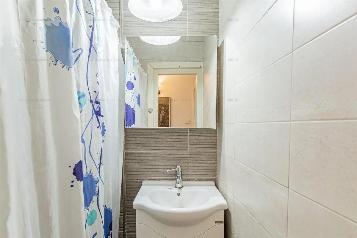Apartament 3 camere si parcare zona Racadau - foto 8