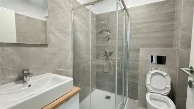 Apartament modern | 3 camere cu 2 bai | parcare subterana | Tractorul - foto 7
