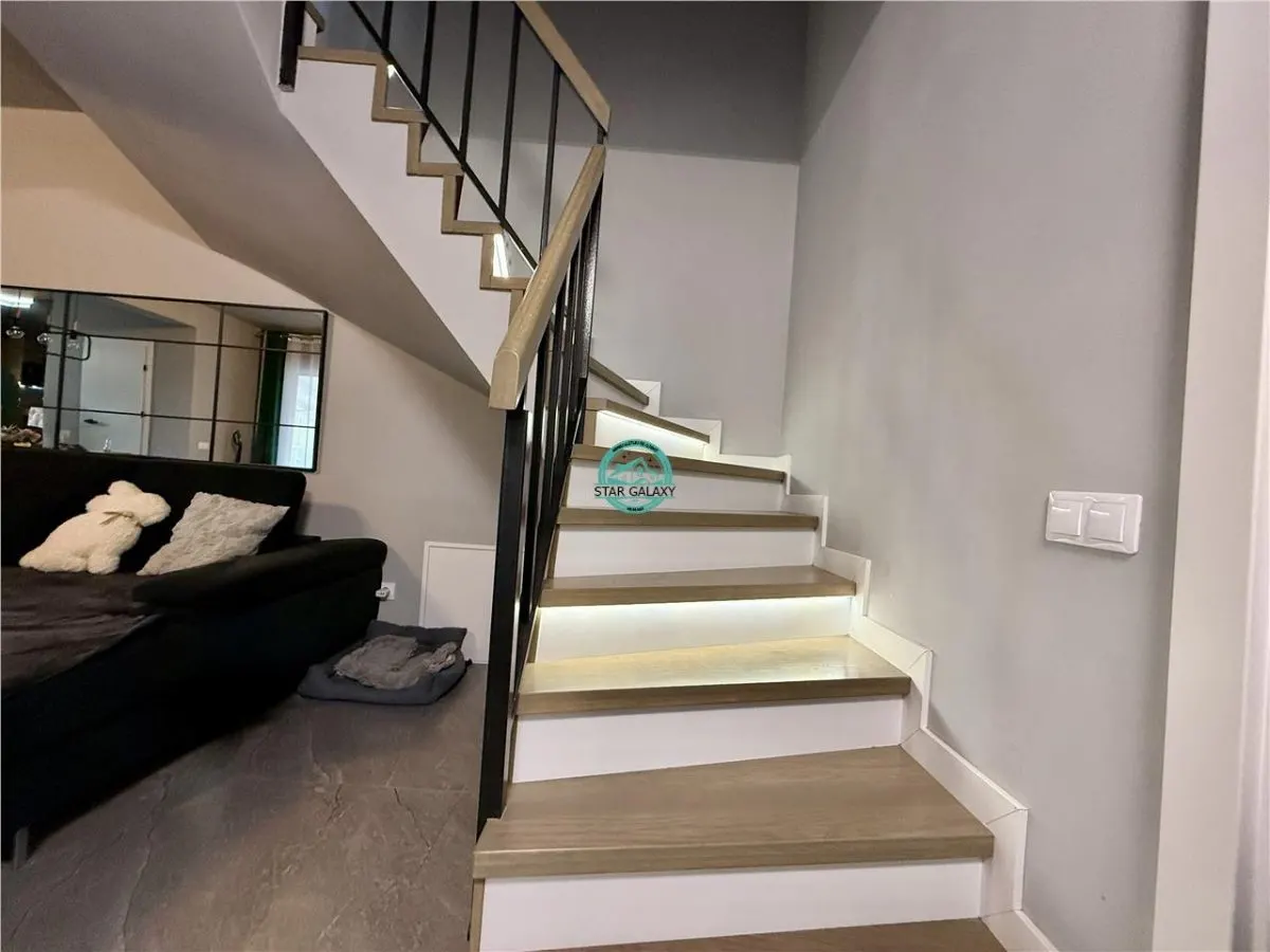 Casa cu 4 camere de vanzare, moderna, teren 360 mp in Livezeni - foto 11