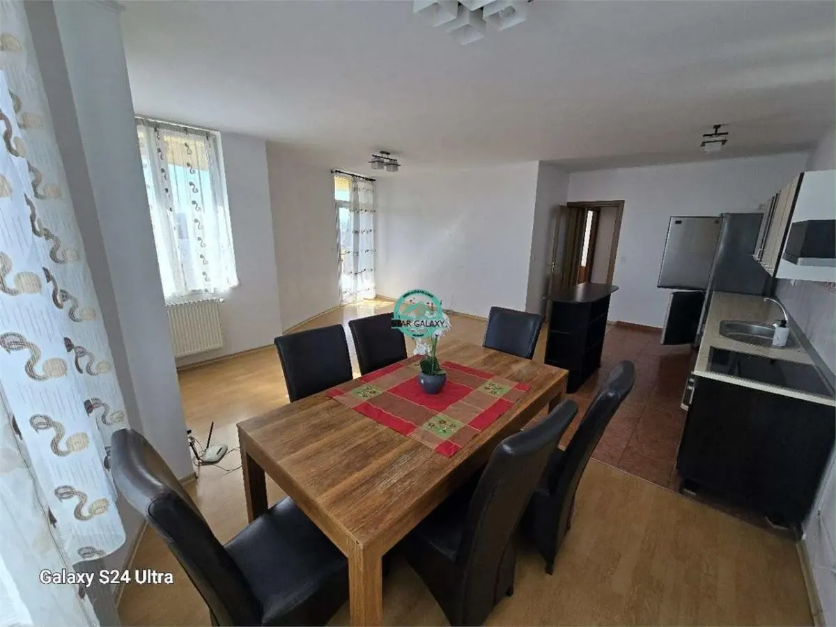 Vand apartament cu 4 camere, 94 mp, etaj 2, cartier Unirii - foto 1