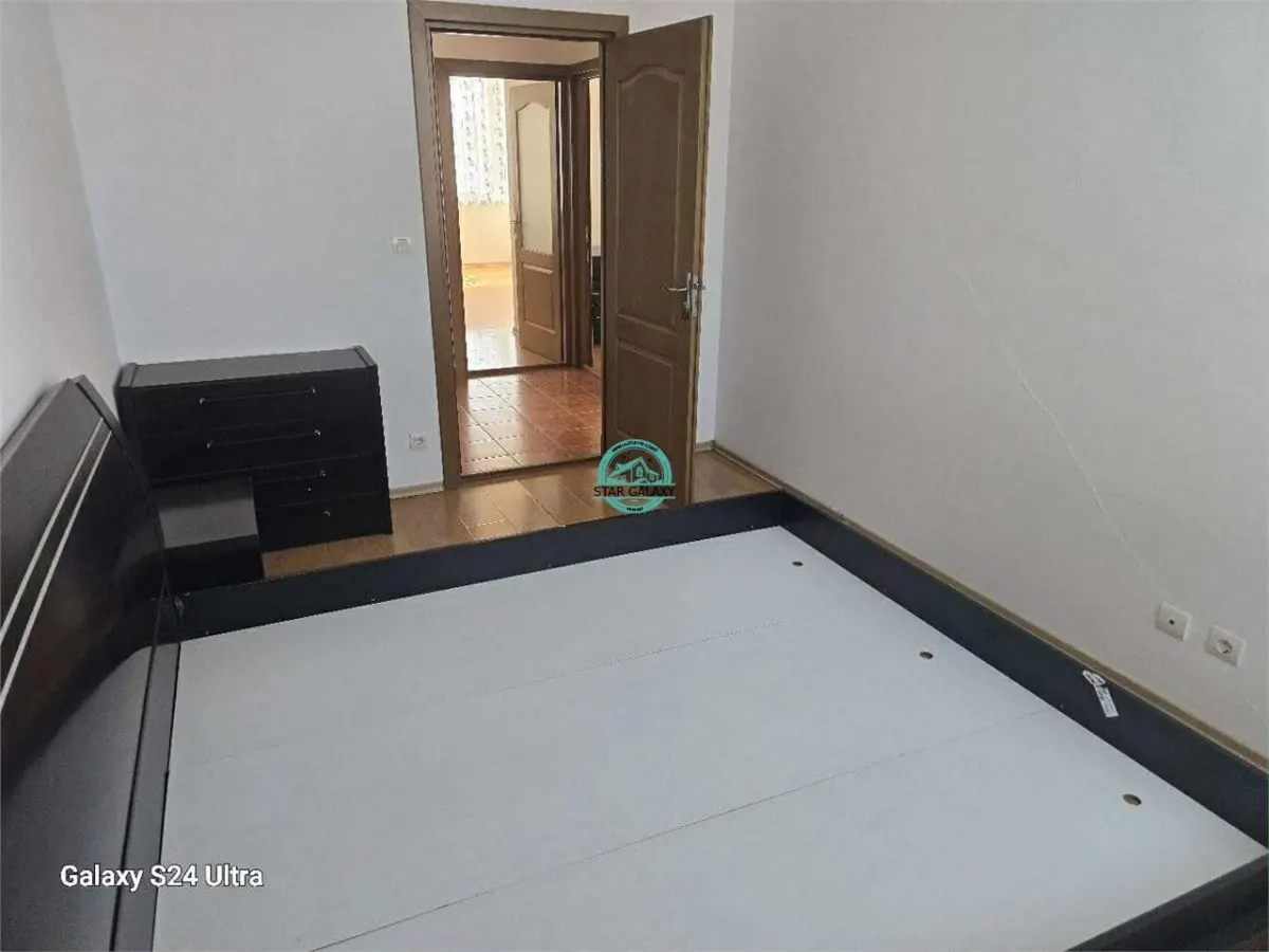 Vand apartament cu 4 camere, 94 mp, etaj 2, cartier Unirii - foto 13