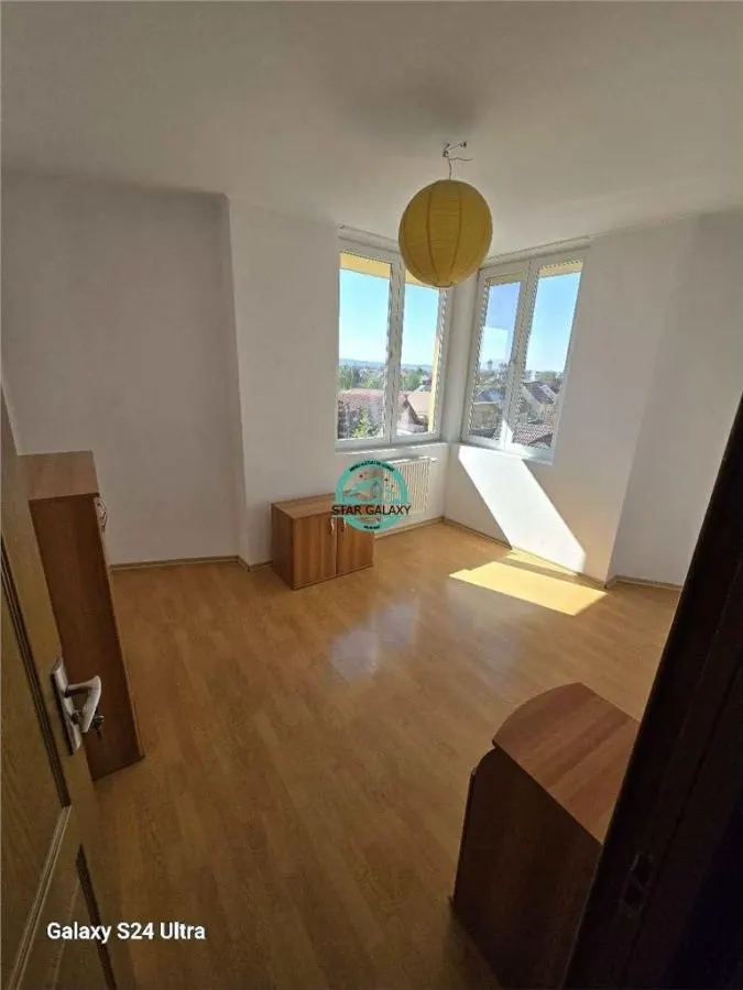 Vand apartament cu 4 camere, 94 mp, etaj 2, cartier Unirii - foto 3