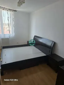 Vand apartament cu 4 camere, 94 mp, etaj 2, cartier Unirii - foto 6