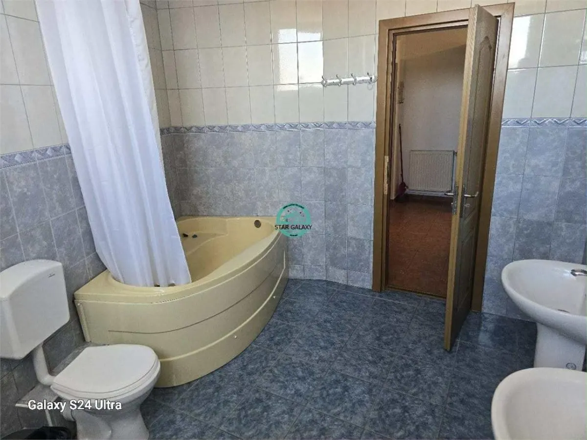 Vand apartament cu 4 camere, 94 mp, etaj 2, cartier Unirii - foto 8