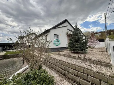 Casa cu 4 camere moderna de vanzare, teren 550 mp, in Budiu Mic - foto 2