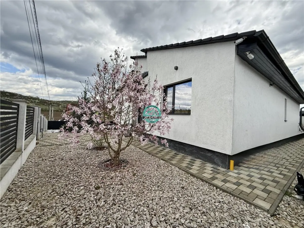 Casa cu 4 camere moderna de vanzare, teren 550 mp, in Budiu Mic - foto 14