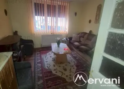 Apartament cu 3 camere de vanzare in Campina - foto 9